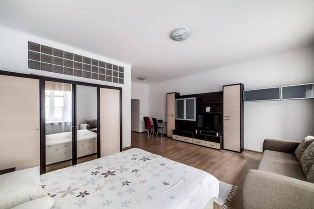 Apartment In The Center Of "Opera" Lviv Exterior foto